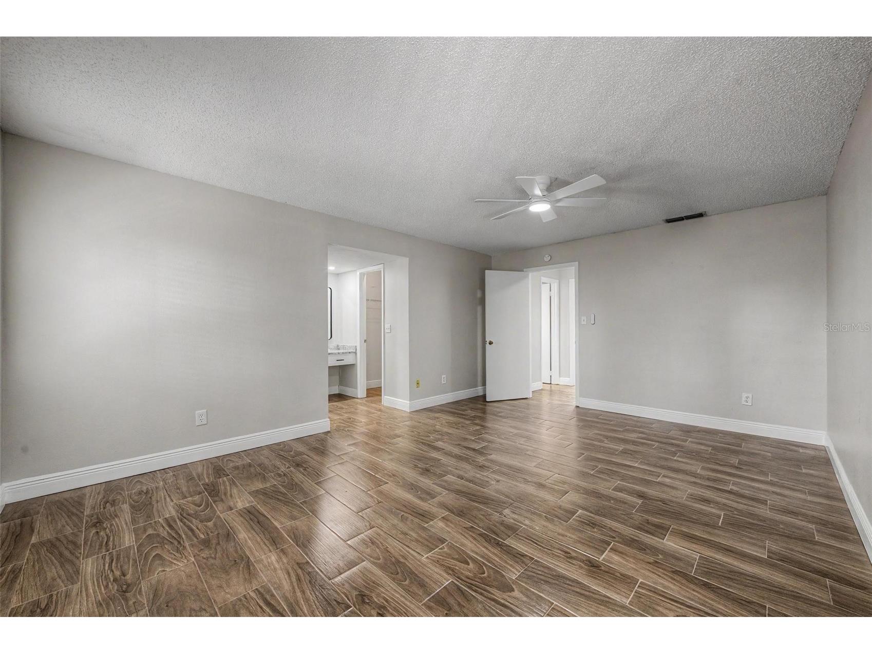 28353 Tanglewood Drive Wesley Chapel FL 33543 TB8517261 image28