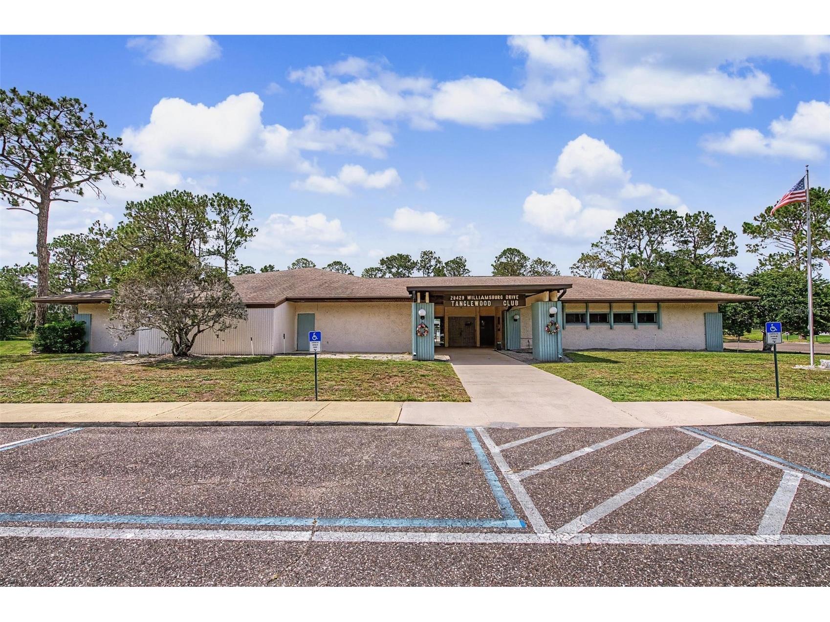 28353 Tanglewood Drive Wesley Chapel FL 33543 TB8517261 image38