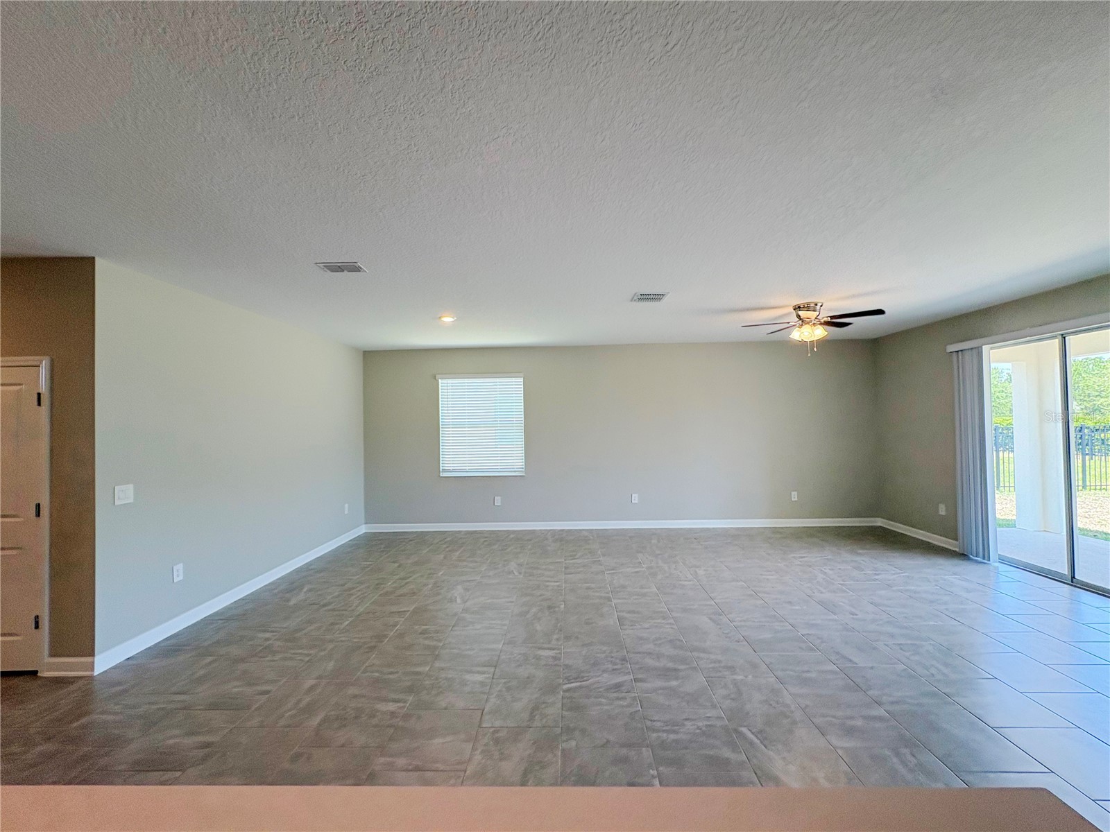 2836 Camden Way Davenport FL 33837 P4939019 image11