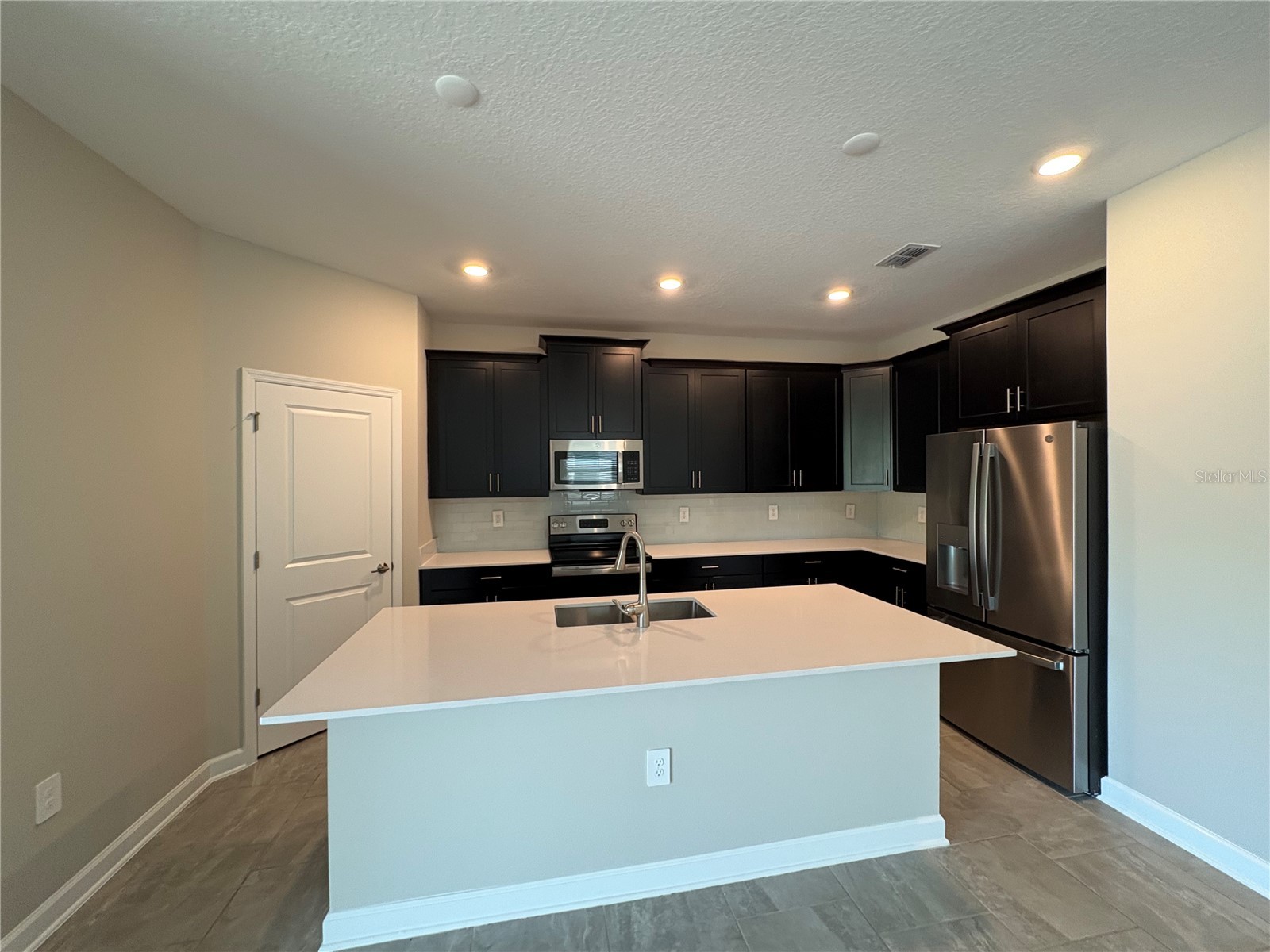 2836 Camden Way Davenport FL 33837 P4939019 image3
