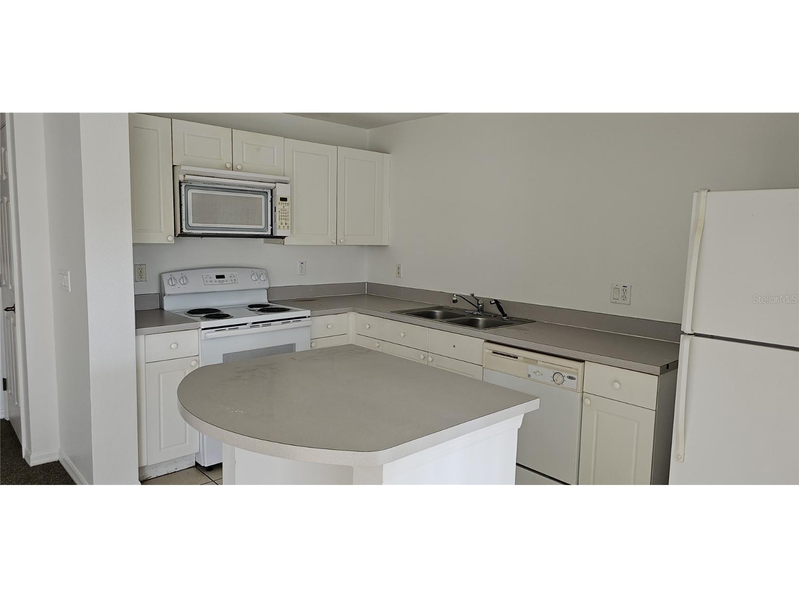 2836 Club Cortile Circle Kissimmee FL 34746 S5132809 image11