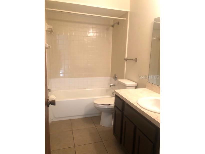 2836 Hunt Club Lane #2B Orlando FL 32826 O6350631 image11