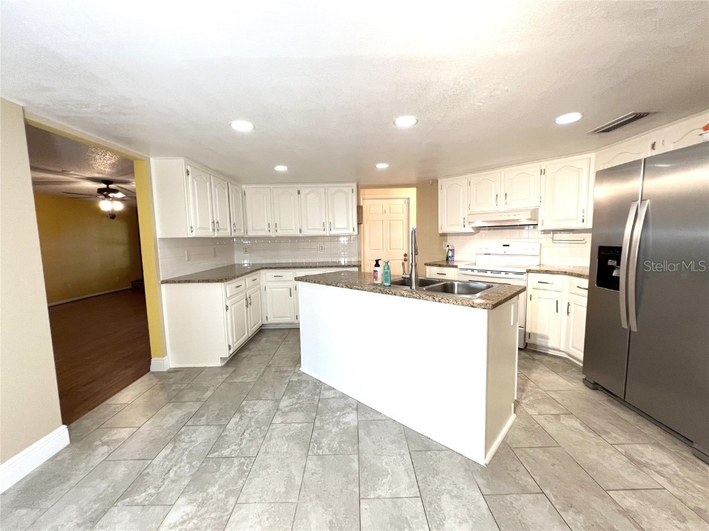 2836 Magnolia Avenue Lakeland FL 33812 L4957577 image17