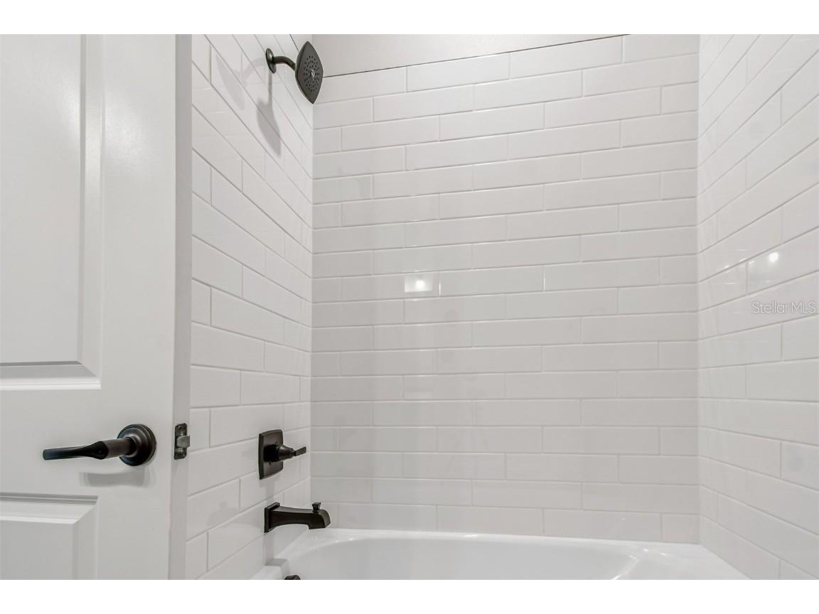 2836 Marrakesh Lane Sarasota FL 34234 TB8369826 image28