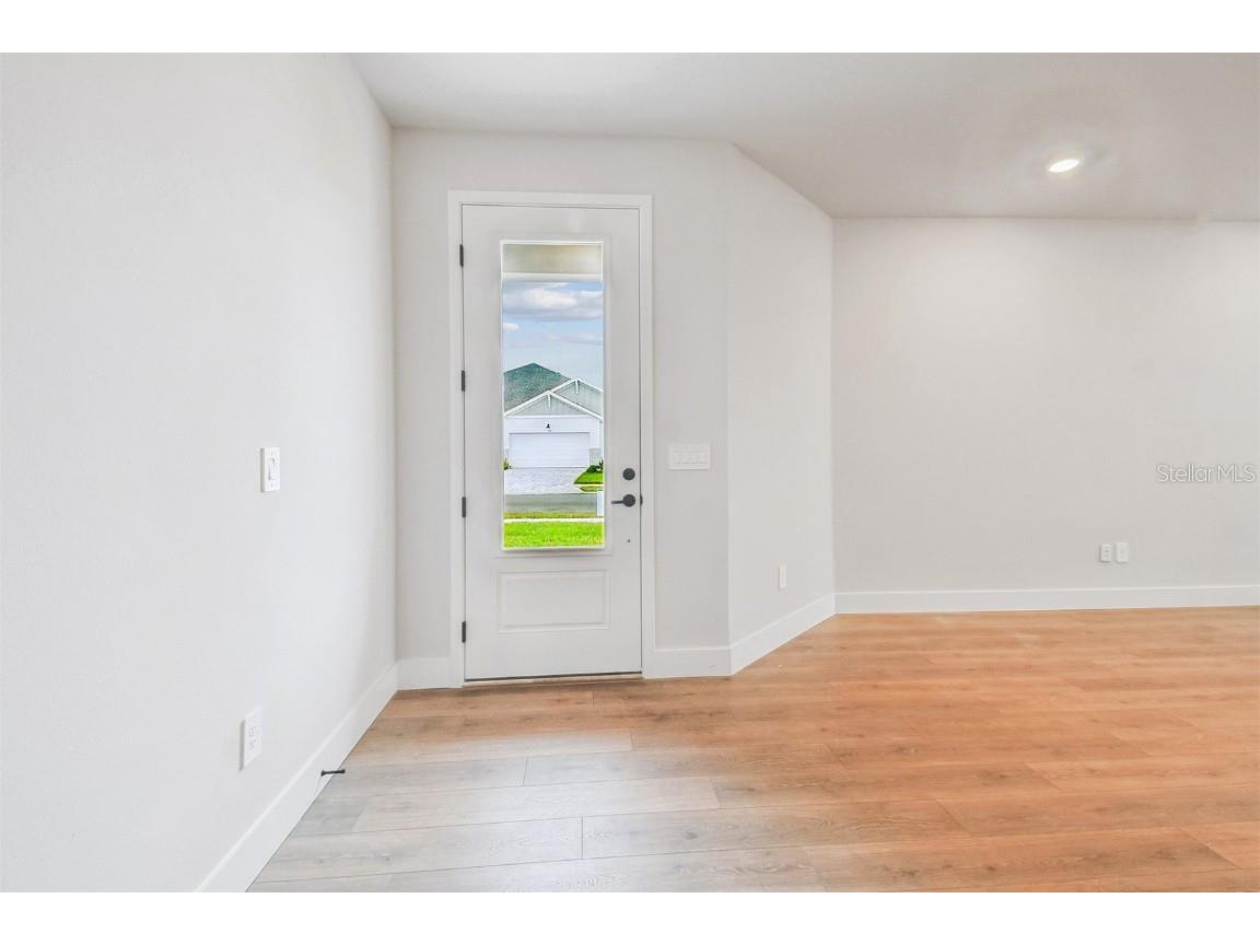 2836 Marrakesh Lane Sarasota FL 34234 TB8369826 image3