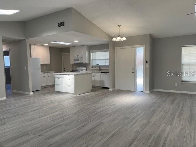 2836 Paddock Drive Palm Harbor FL 34684 TB8485064 image12