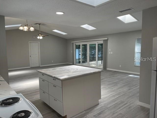 2836 Paddock Drive Palm Harbor FL 34684 TB8485064 image4