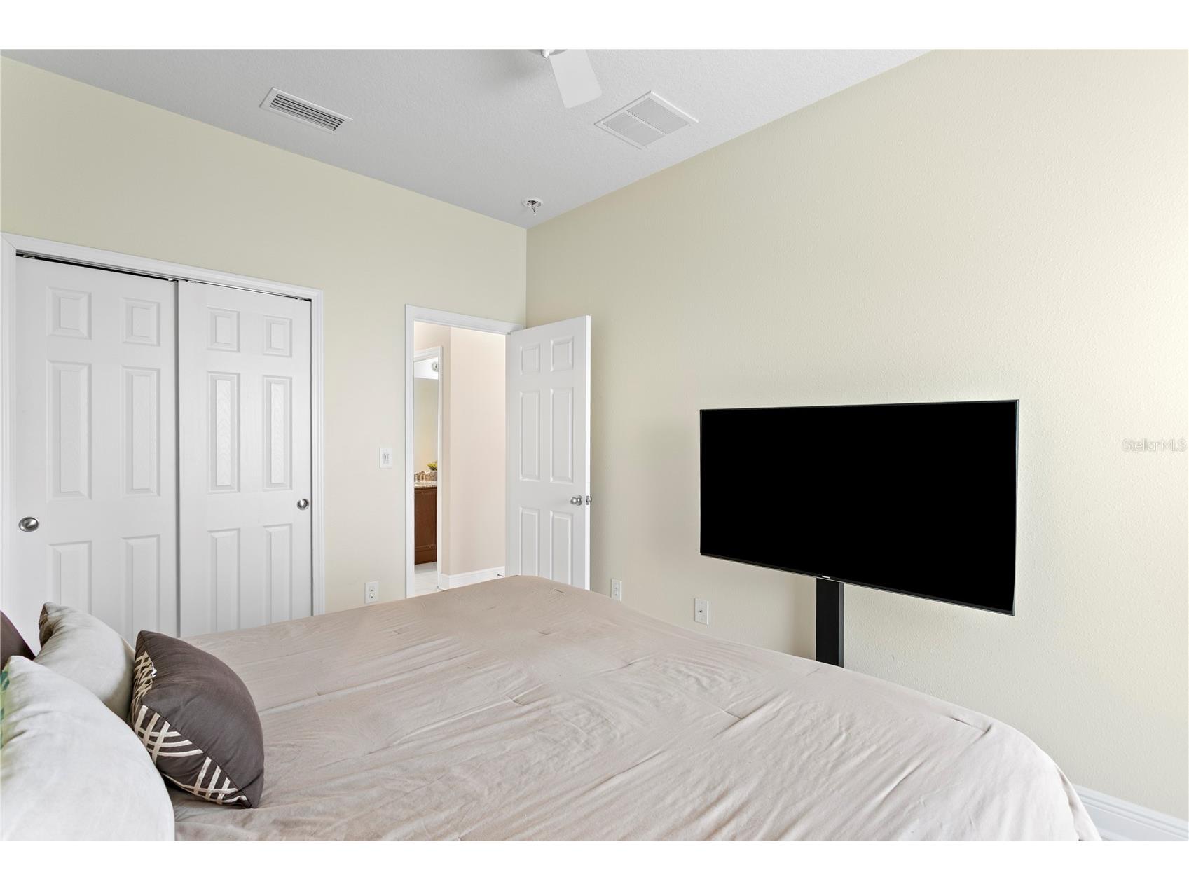 2837 Maple Brook Loop Lutz FL 33558 - COMMUNITY POND TB8500612 image32