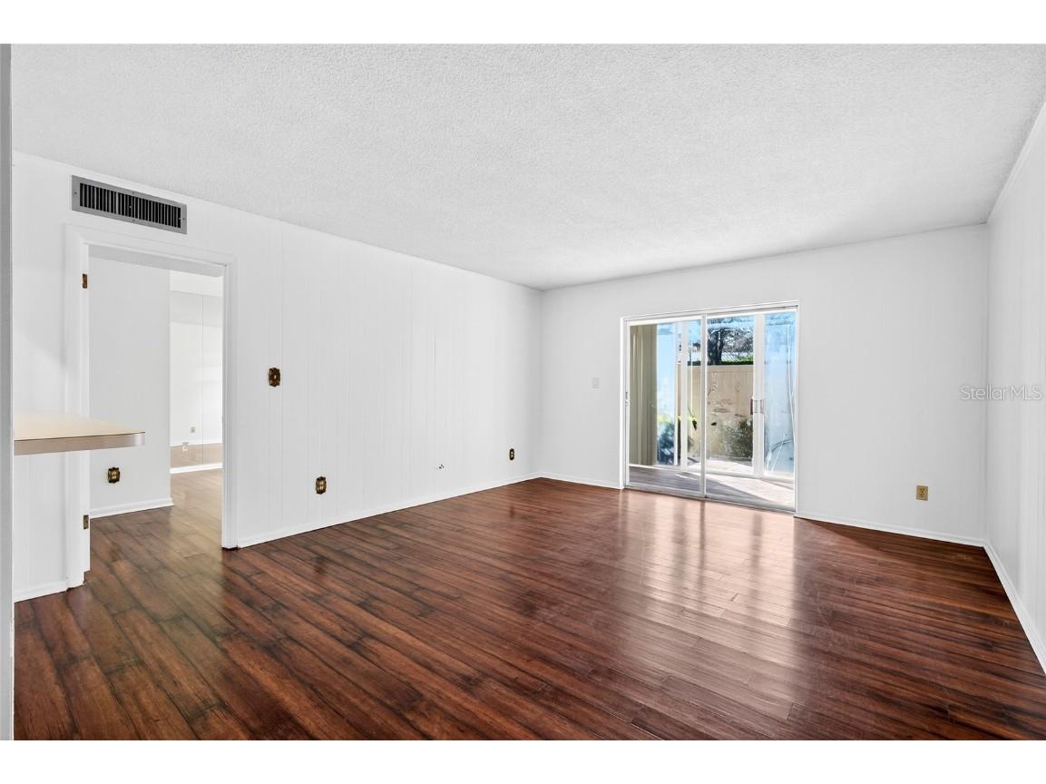 2837 NE 3rd Street #103 Ocala FL 34470 OM699191 image5