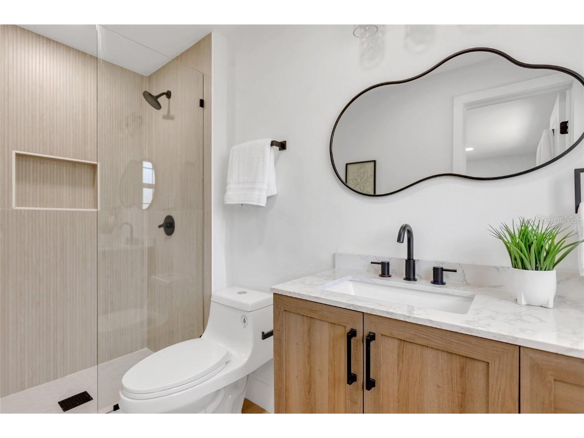 2837 Woodcrest Drive Sarasota FL 34239 TB8399198 image14