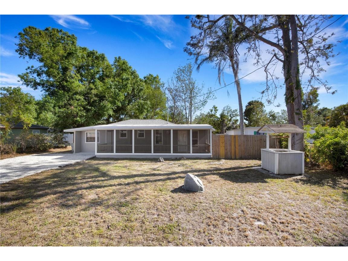 2838 Gypsy Street Sarasota FL 34231 A4565138 image1