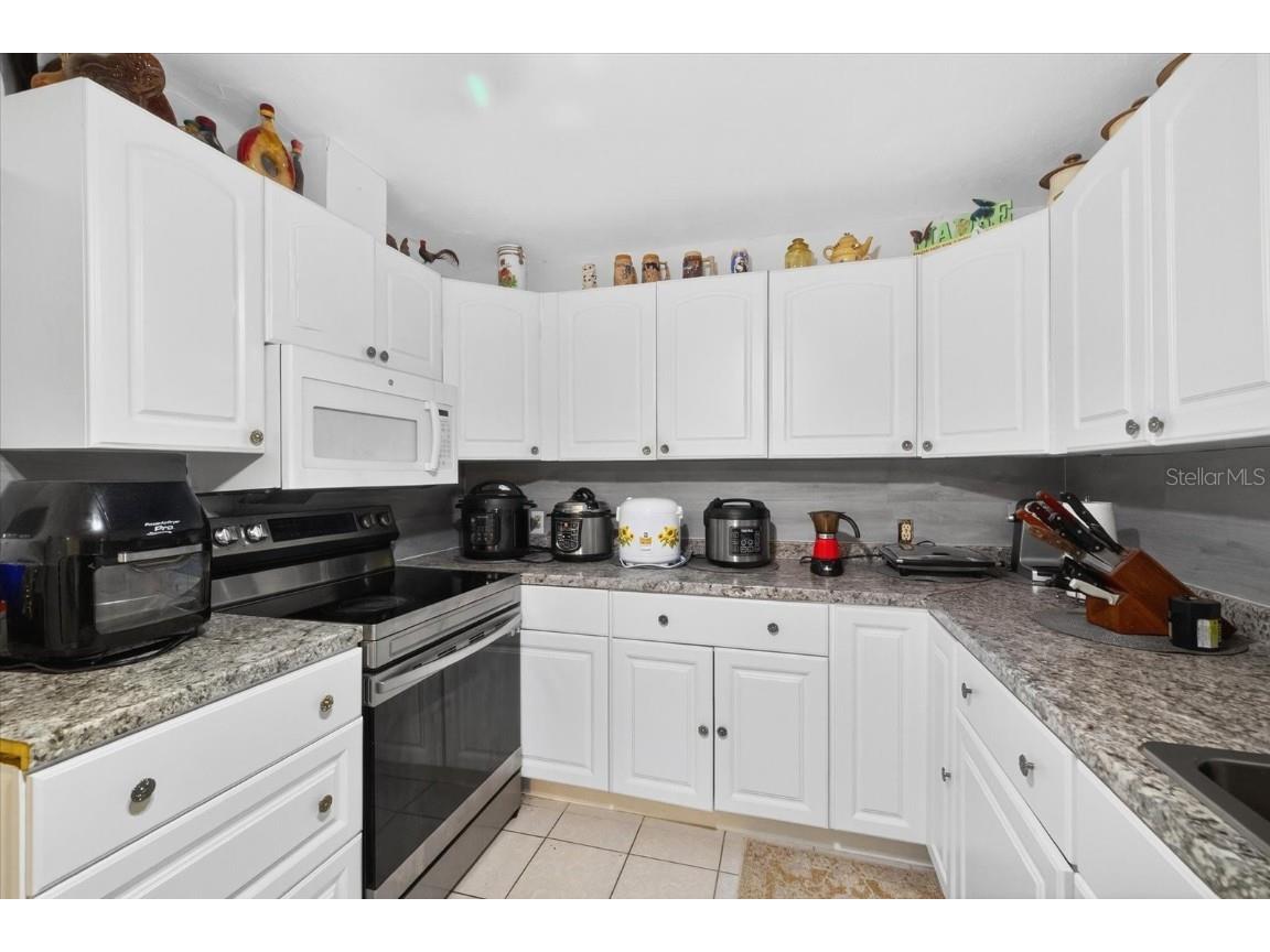 2839 19th Street W Bradenton FL 34205 TB8443429 image14