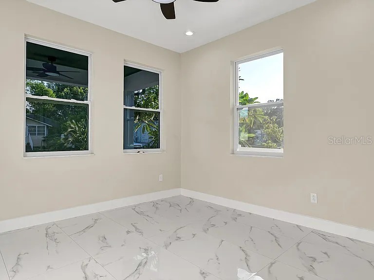 2839 60th Avenue N Saint Petersburg FL 33714 TB8457669 image12