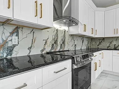 2839 60th Avenue N Saint Petersburg FL 33714 TB8457669 image5