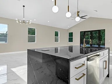 2839 60th Avenue N Saint Petersburg FL 33714 TB8457669 image9