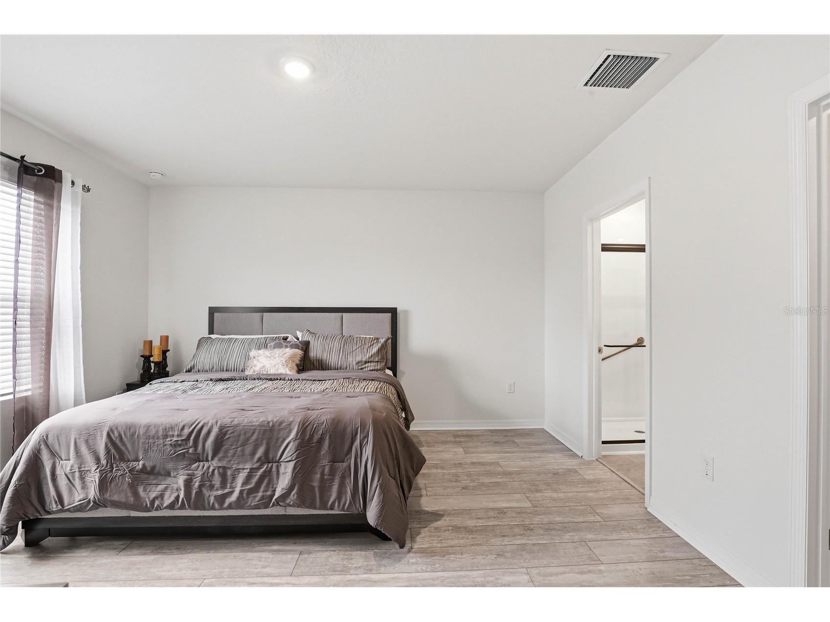 2839 Maiden Grass Isle Wesley Chapel FL 33543 TB8493964 image21