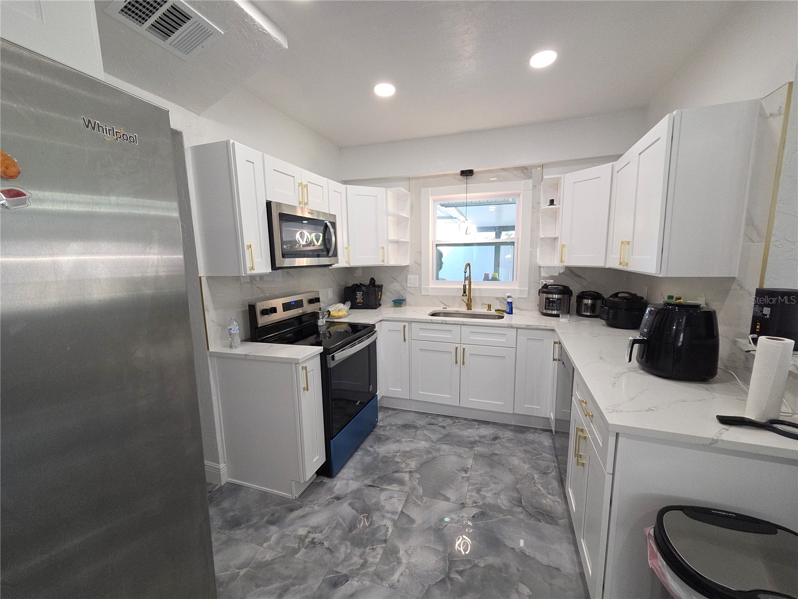 2839 Olympic Street Sarasota FL 34231 A4680914 image17