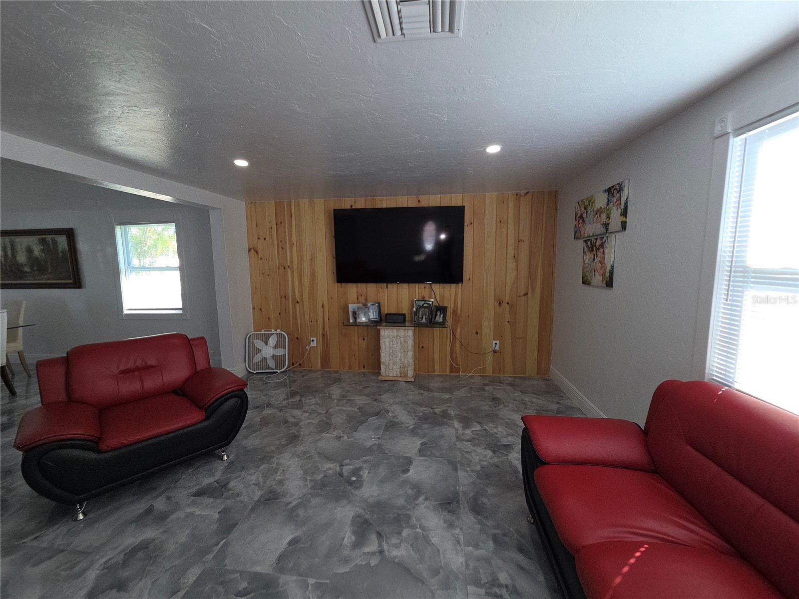 2839 Olympic Street Sarasota FL 34231 A4680914 image9
