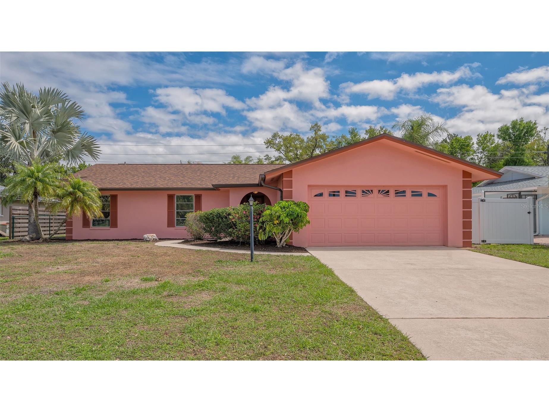 2839 Riviera Drive Sarasota FL 34232 A4686886 image1