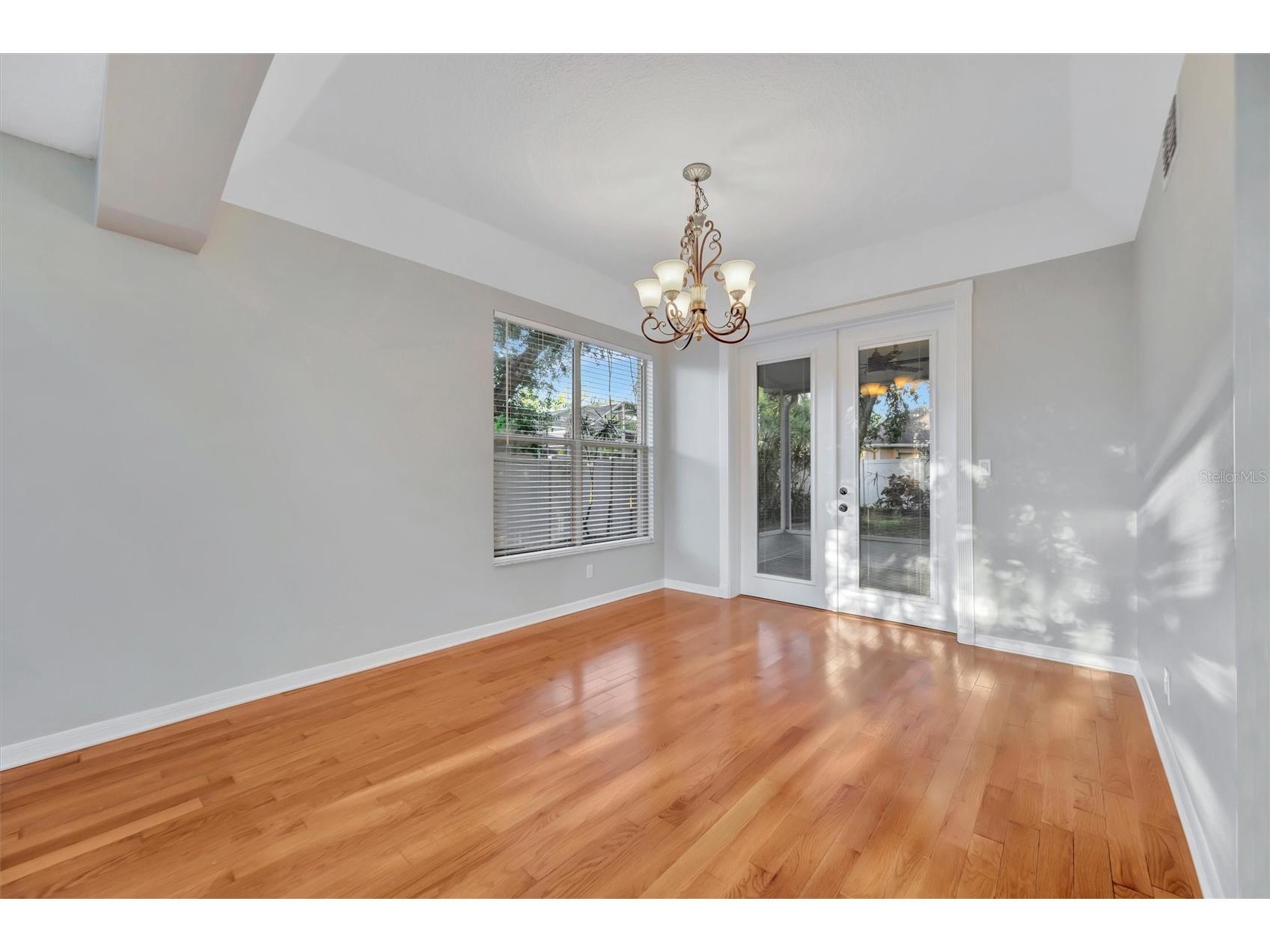2839 Safe Harbor Drive Tampa FL 33618 TB8498857 image16