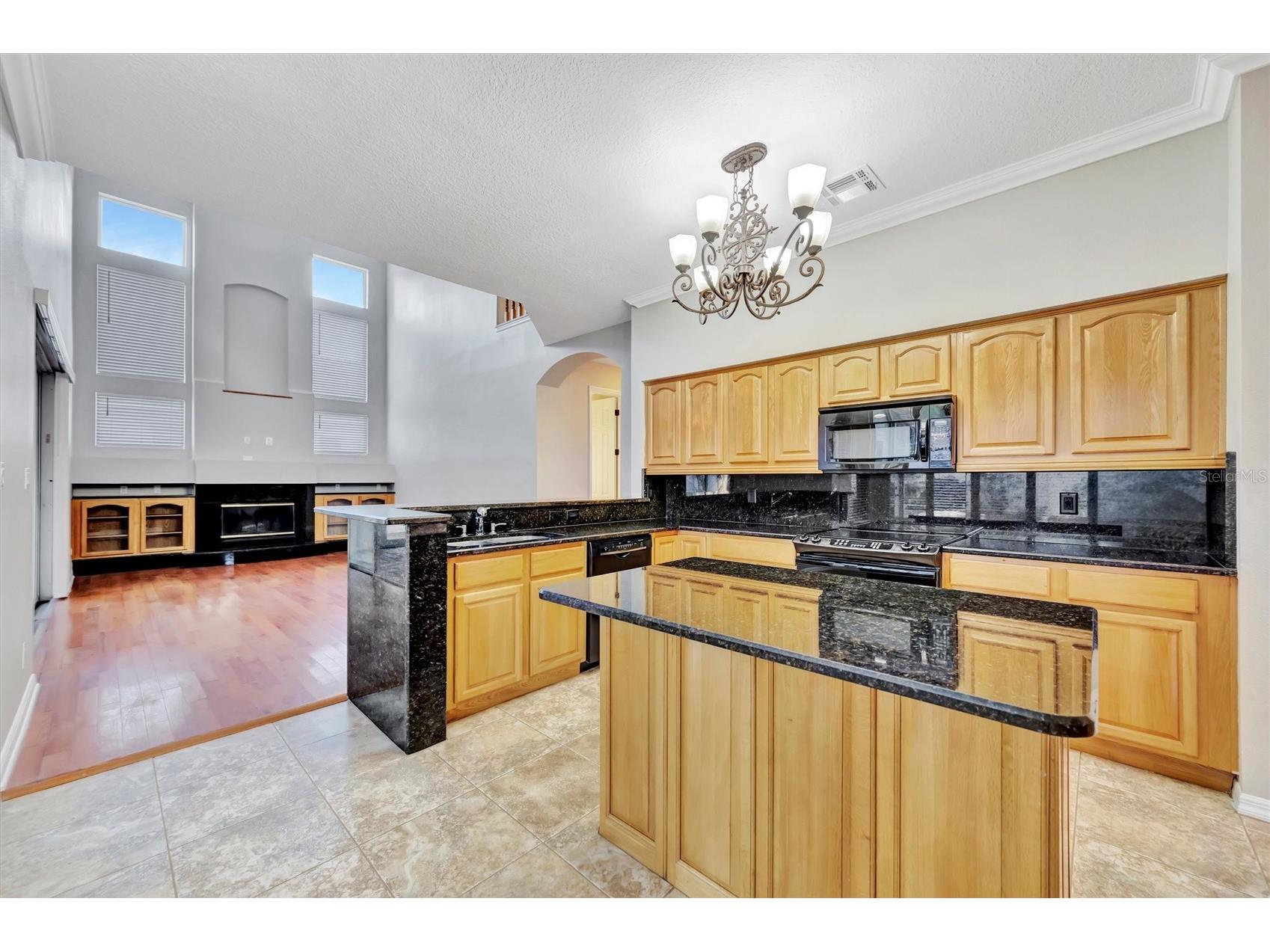 2839 Safe Harbor Drive Tampa FL 33618 TB8498857 image20