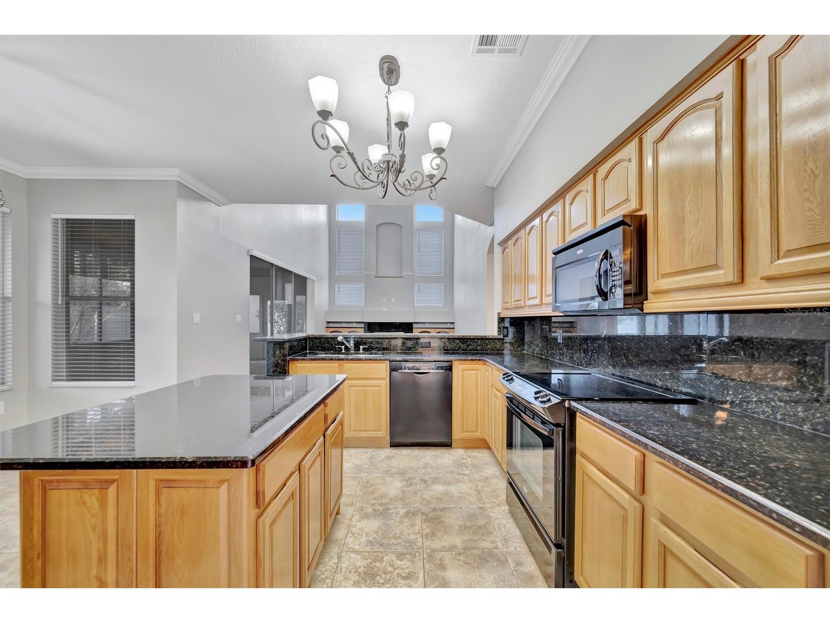 2839 Safe Harbor Drive Tampa FL 33618 TB8498857 image21