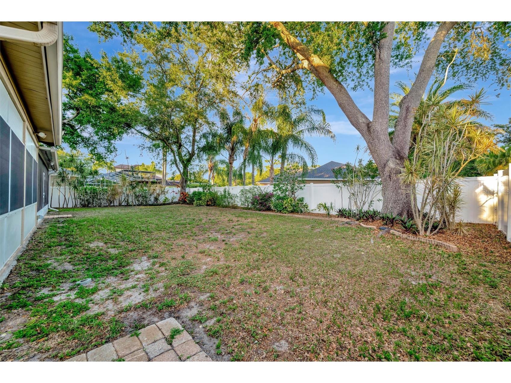 2839 Safe Harbor Drive Tampa FL 33618 TB8498857 image40