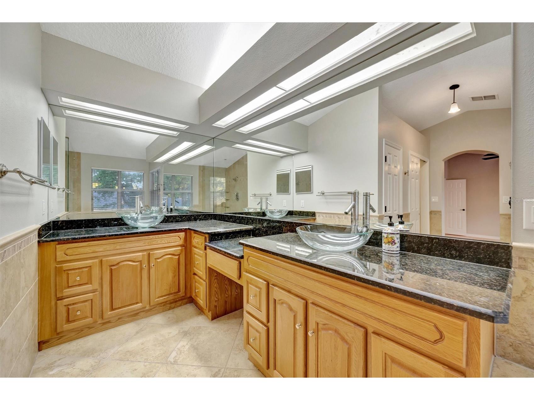 2839 Safe Harbor Drive Tampa FL 33618 TB8498857 image71