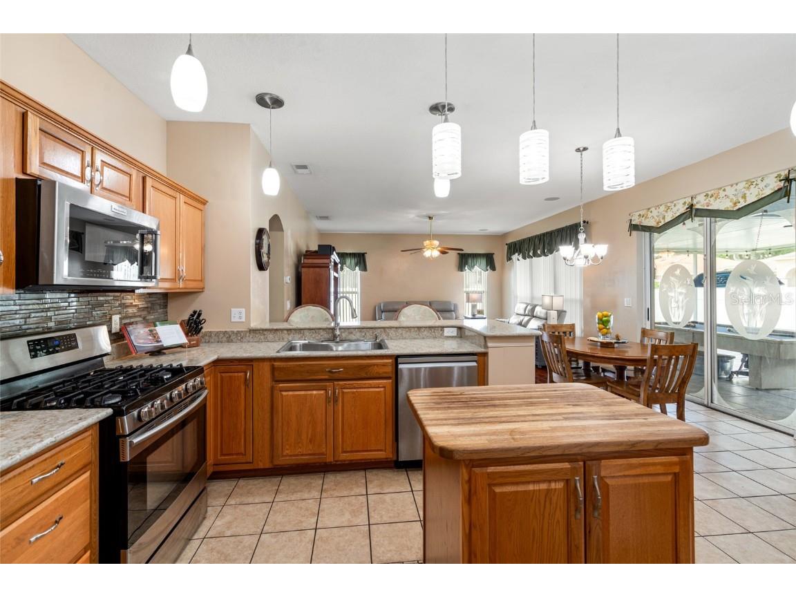 28390 Openfield Loop Wesley Chapel FL 33543 TB8393994 image16