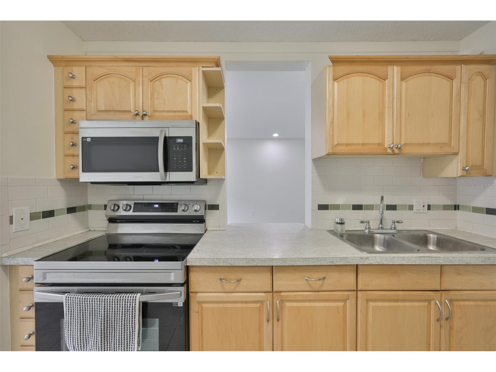 284 115th Avenue N #3 Saint Petersburg FL 33716 TB8494602 image14