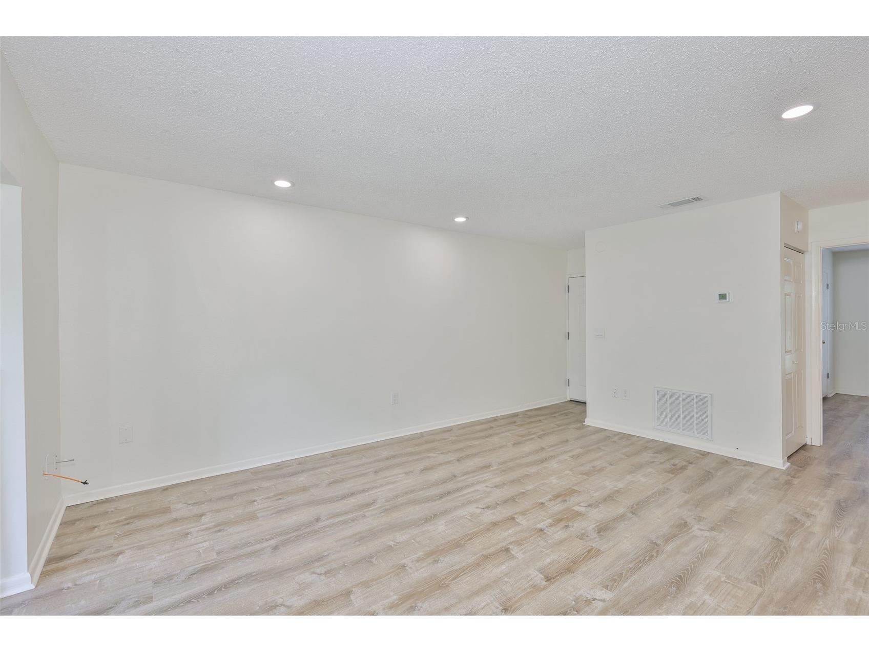 284 115th Avenue N #3 Saint Petersburg FL 33716 TB8494602 image8