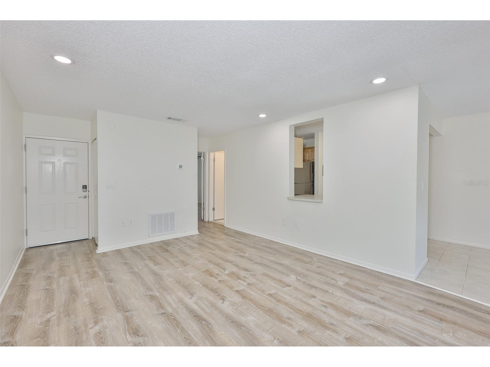 284 115th Avenue N #3 Saint Petersburg FL 33716 TB8494602 image9