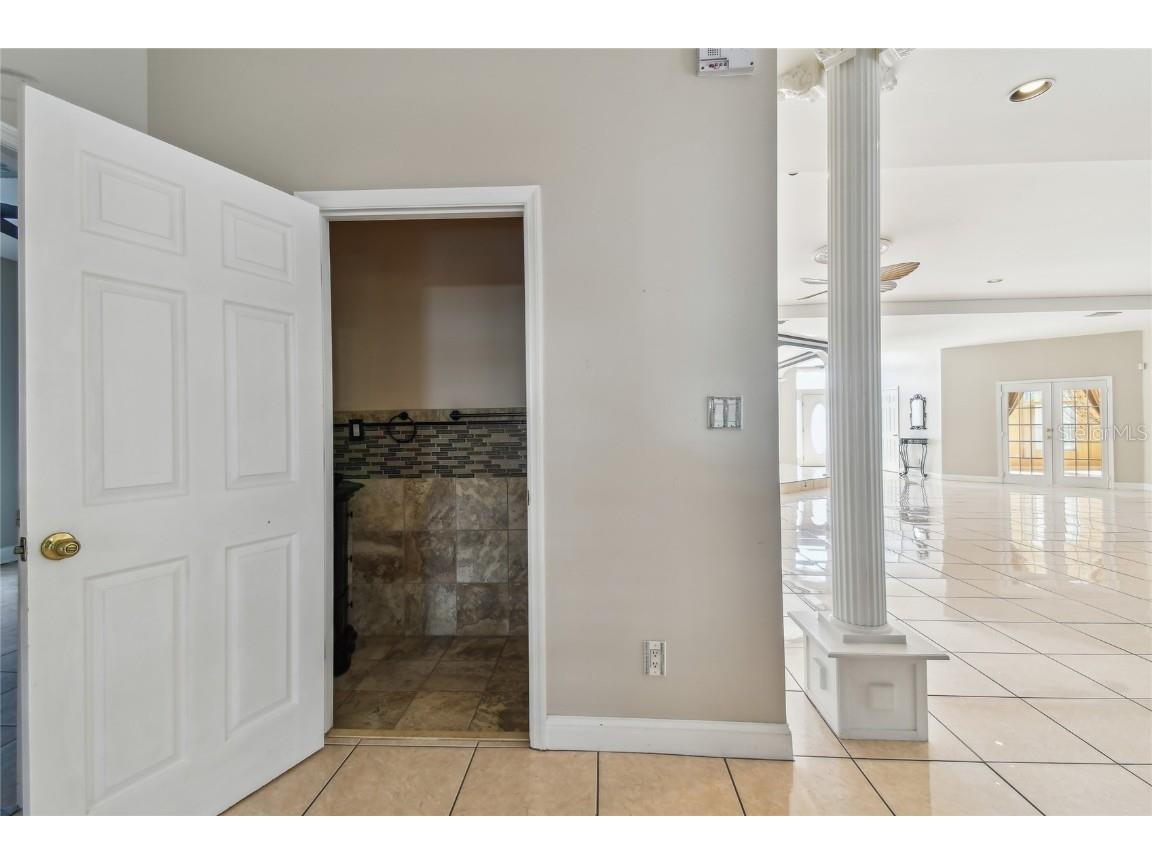 284 Peninsula Avenue Tarpon Springs FL 34689 TB8375093 image12