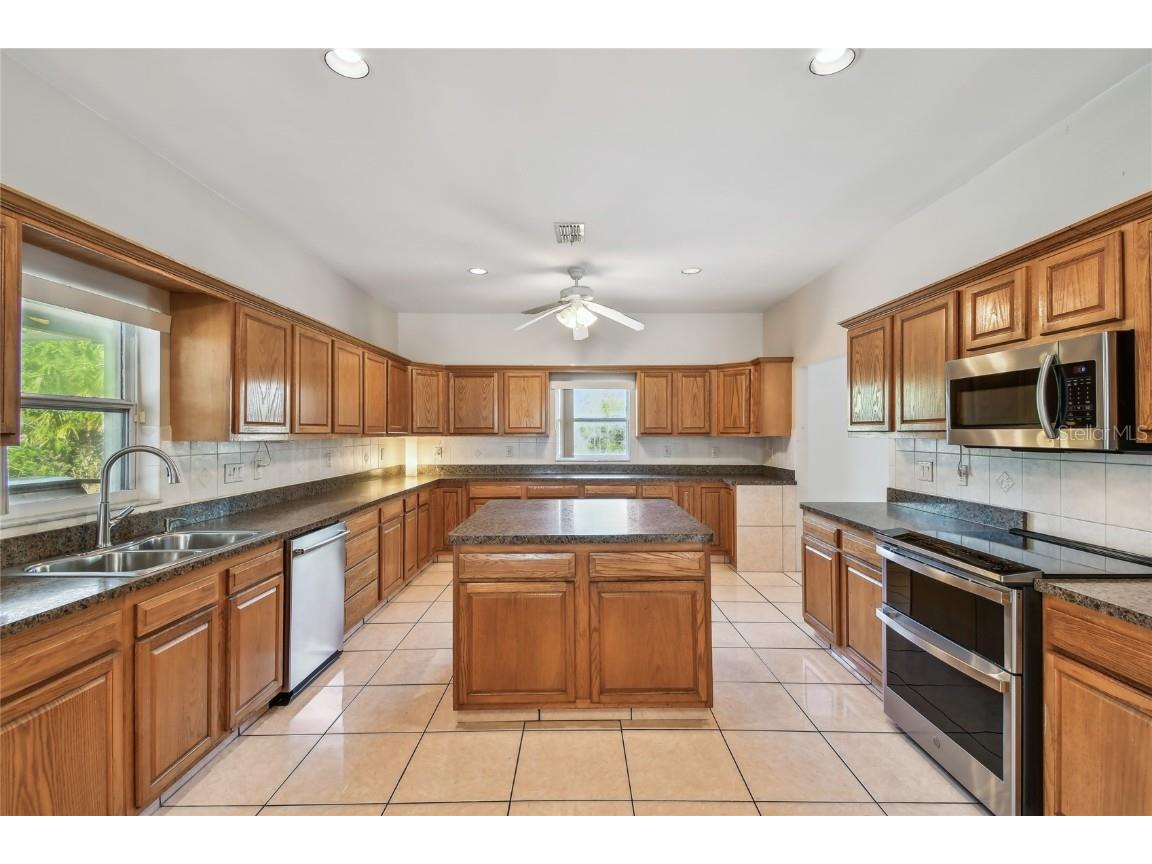 284 Peninsula Avenue Tarpon Springs FL 34689 TB8375093 image16
