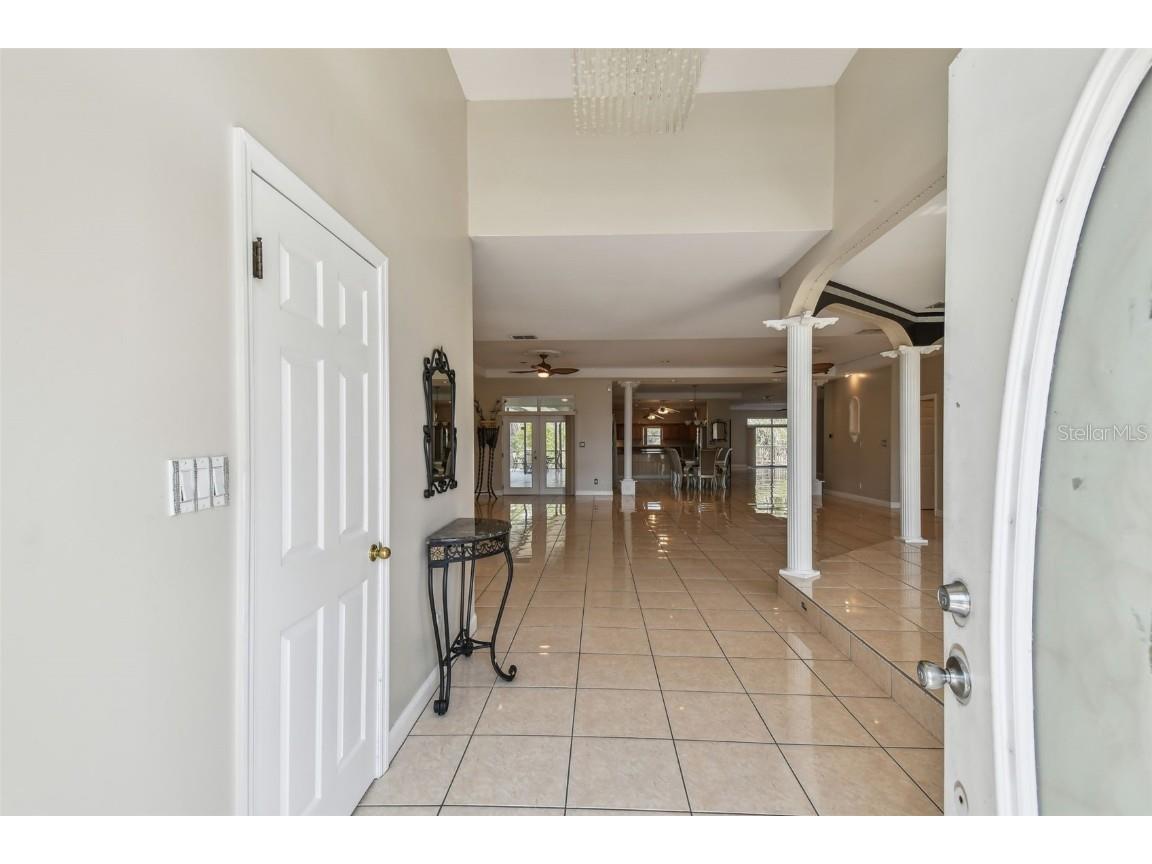 284 Peninsula Avenue Tarpon Springs FL 34689 TB8428942 image2