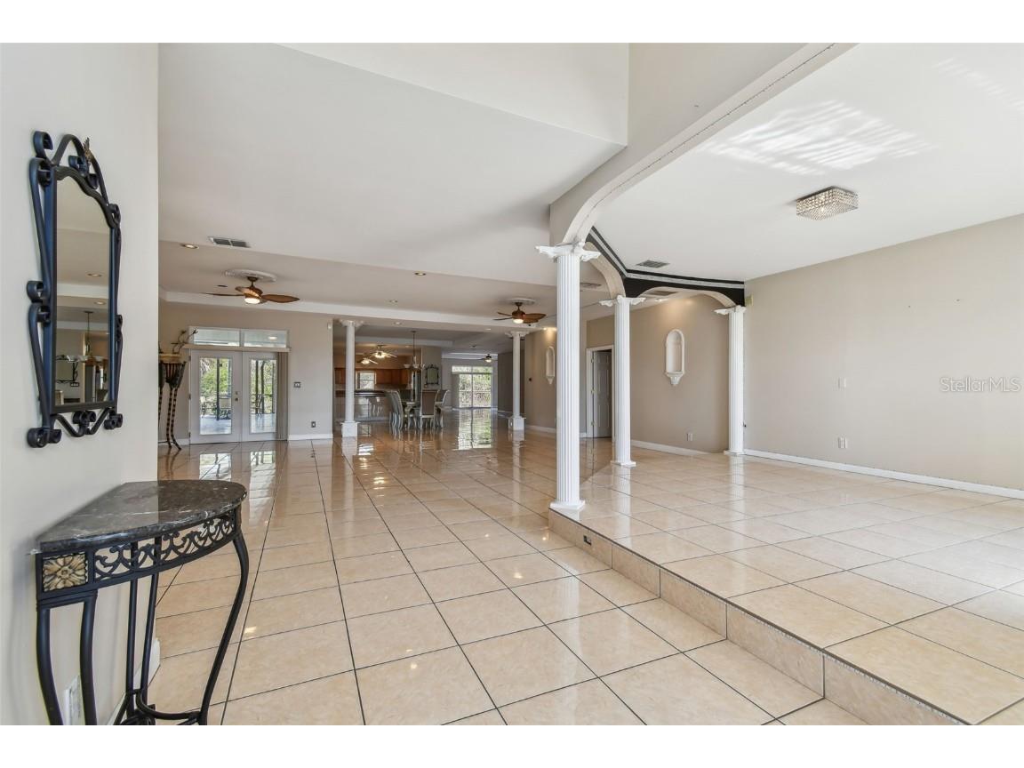 284 Peninsula Avenue Tarpon Springs FL 34689 TB8428942 image3