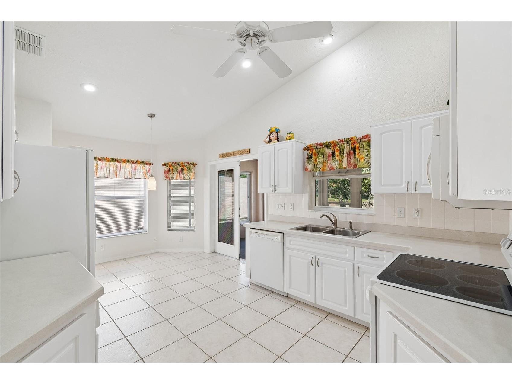 284 Royal Palm Way Spring Hill FL 34608 TB8485238 image19