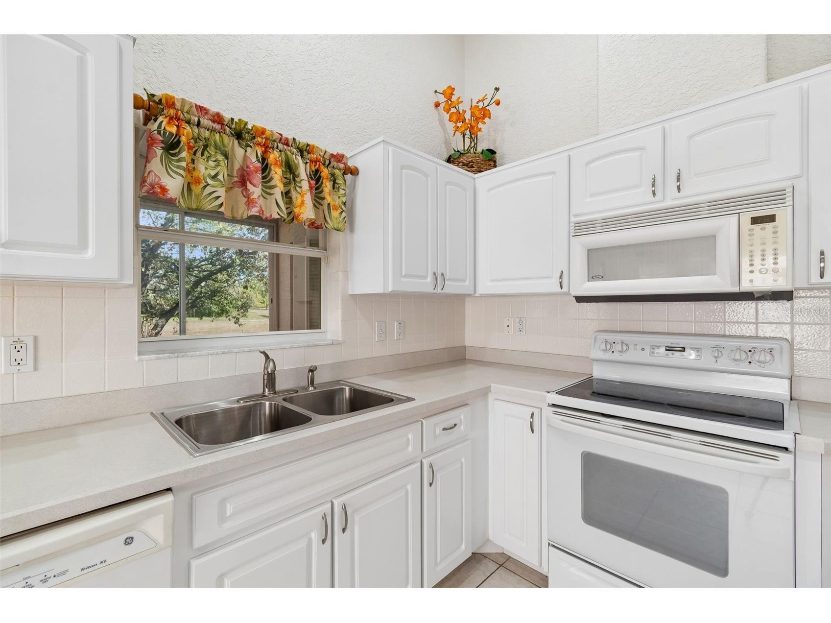 284 Royal Palm Way Spring Hill FL 34608 TB8485238 image24