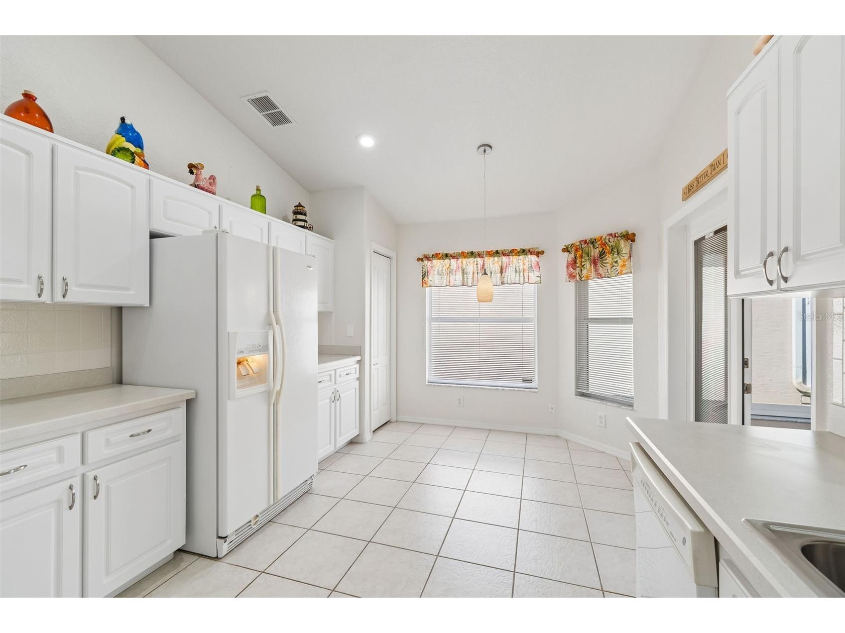 284 Royal Palm Way Spring Hill FL 34608 TB8485238 image25