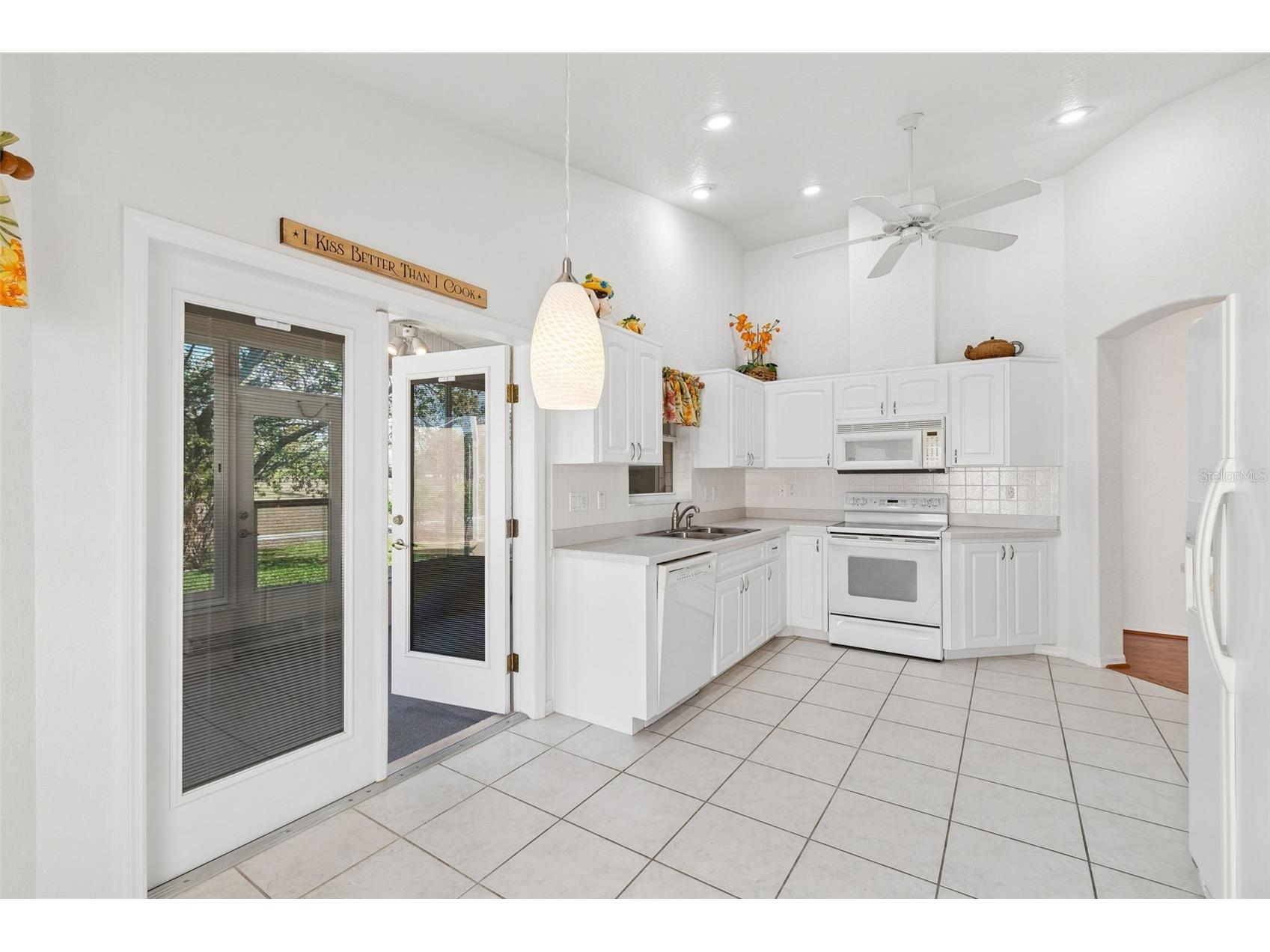 284 Royal Palm Way Spring Hill FL 34608 TB8485238 image27