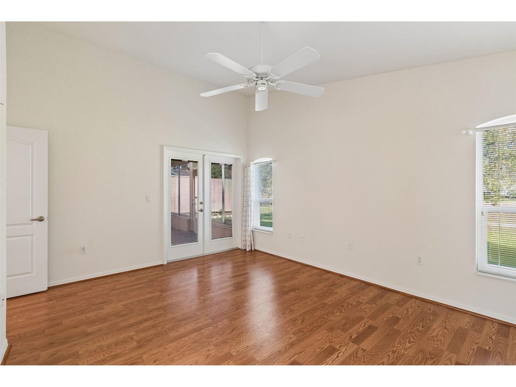 284 Royal Palm Way Spring Hill FL 34608 TB8485238 image32