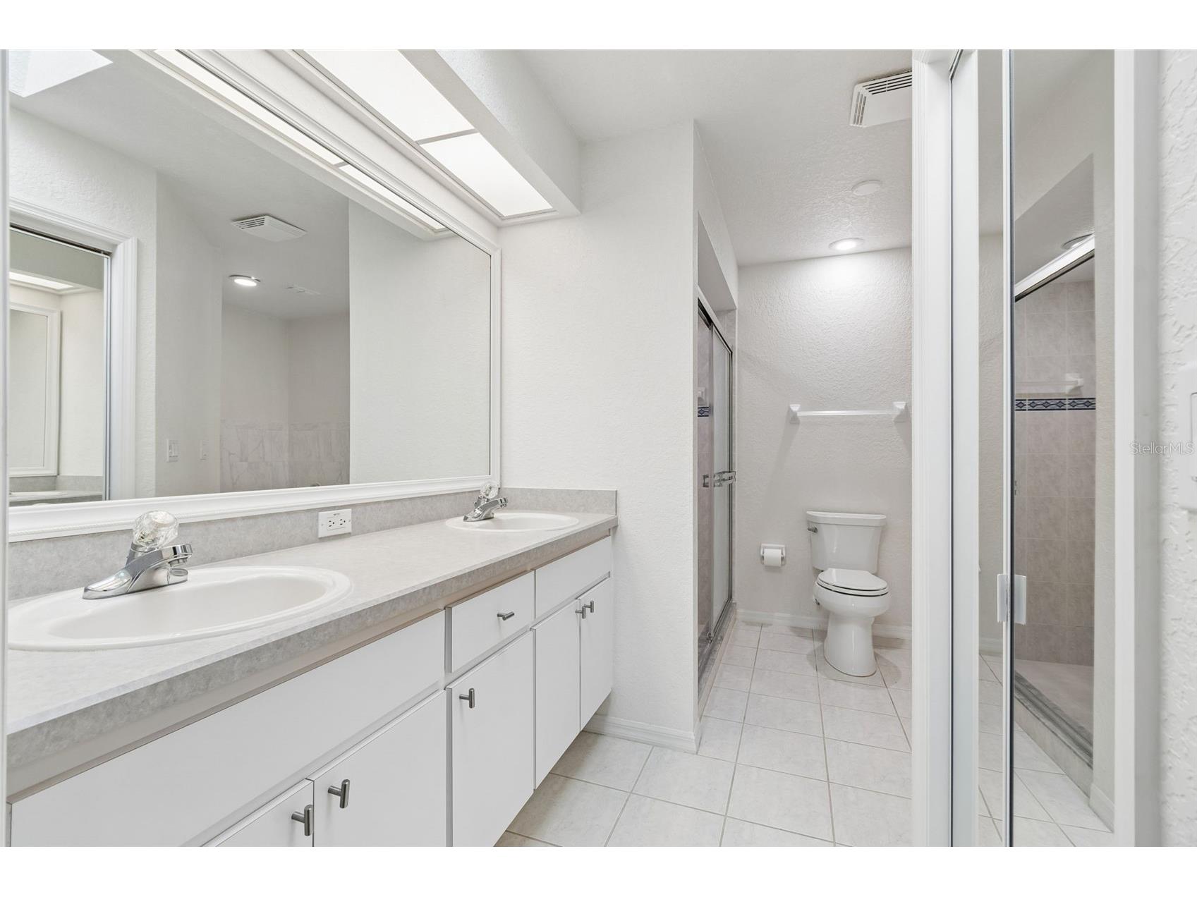 284 Royal Palm Way Spring Hill FL 34608 TB8485238 image33