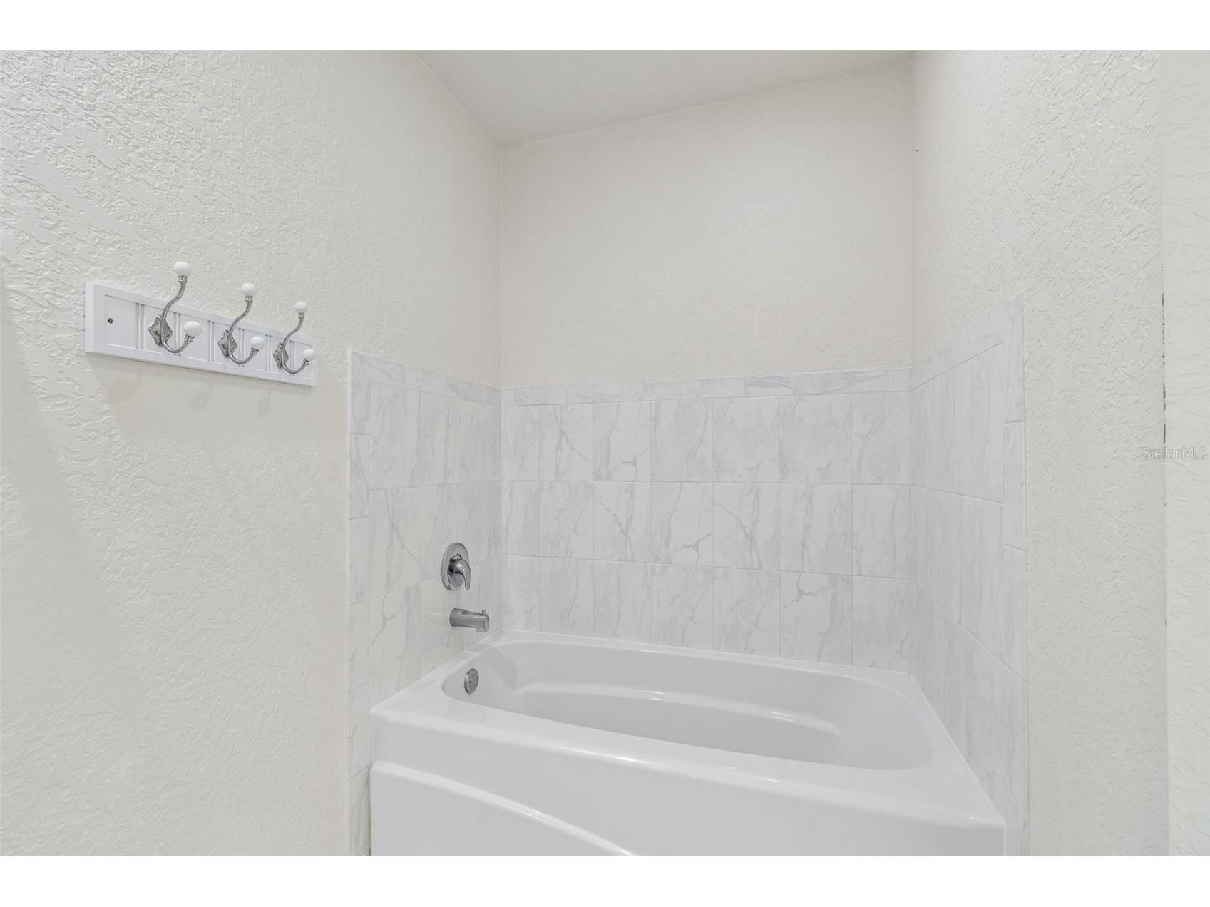 284 Royal Palm Way Spring Hill FL 34608 TB8485238 image35