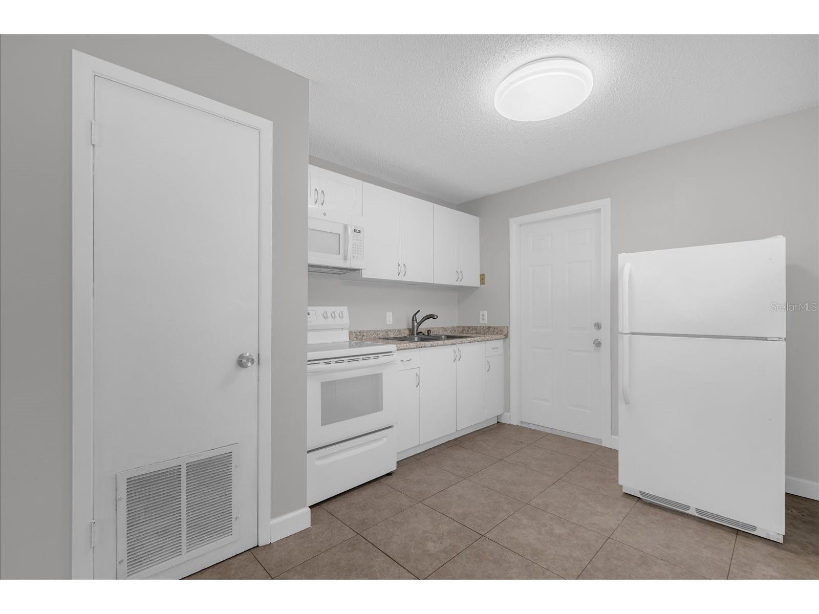 284 Short St Lake Mary FL 32746 O6394453 image8