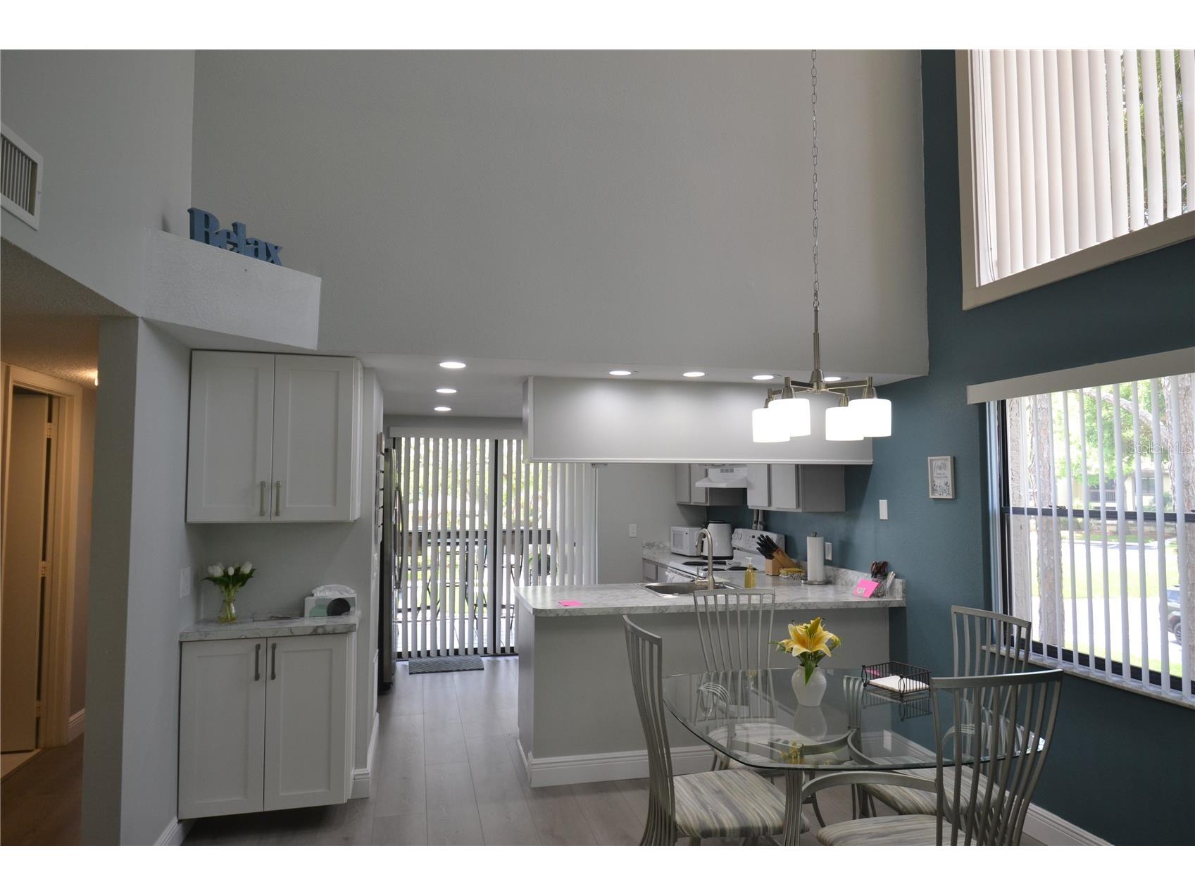 284 Woodlake Wynde Oldsmar FL 34677 TB8494637 image2