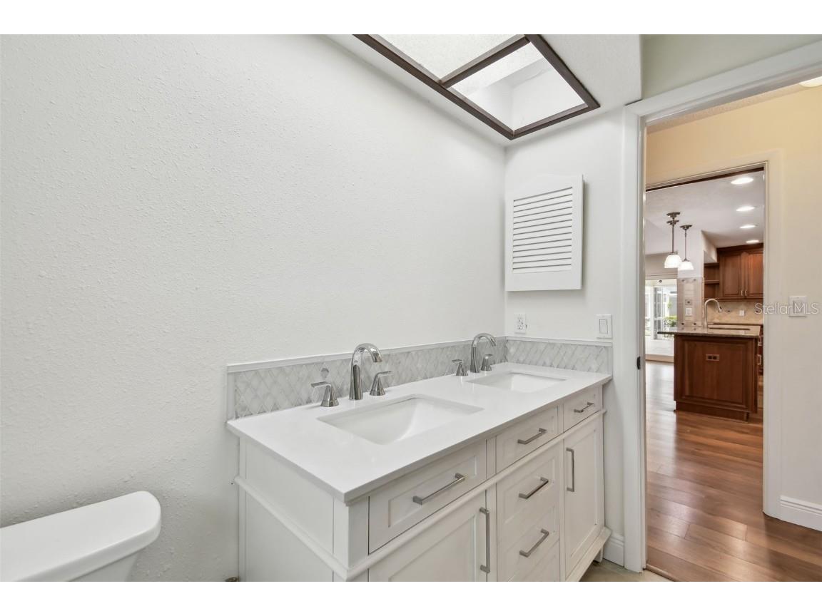 2840 Pheasant Run Clearwater FL 33759 TB8408585 image34