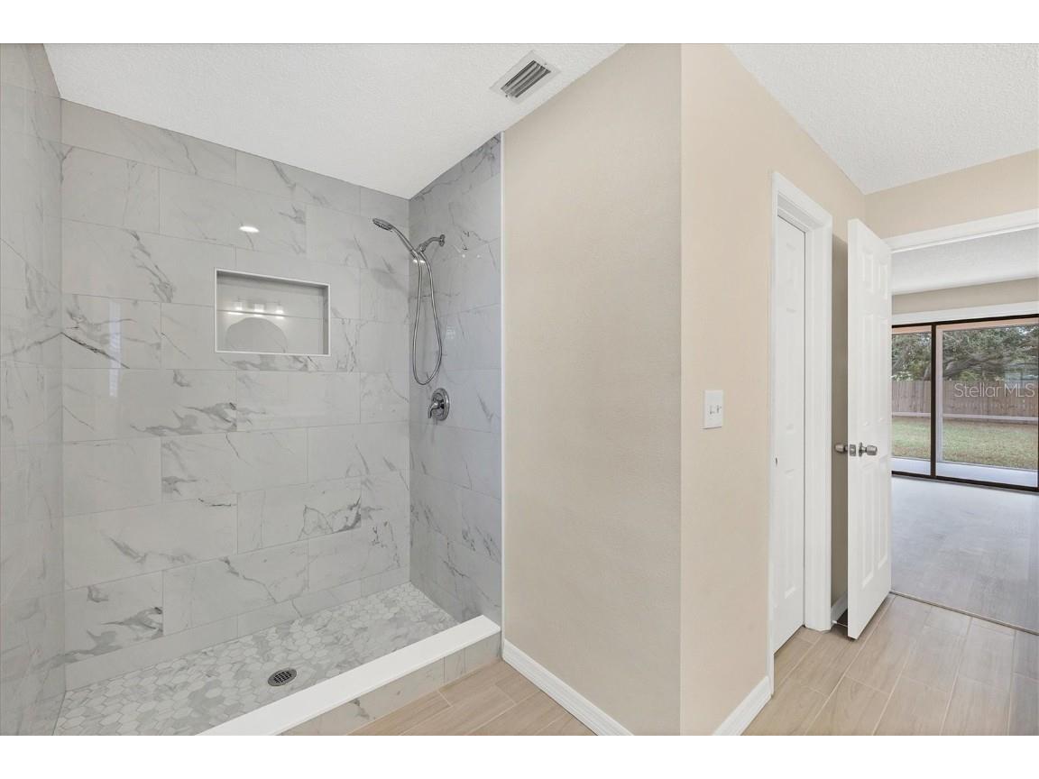 2840 River Pines Way Sarasota FL 34231 A4674728 image21