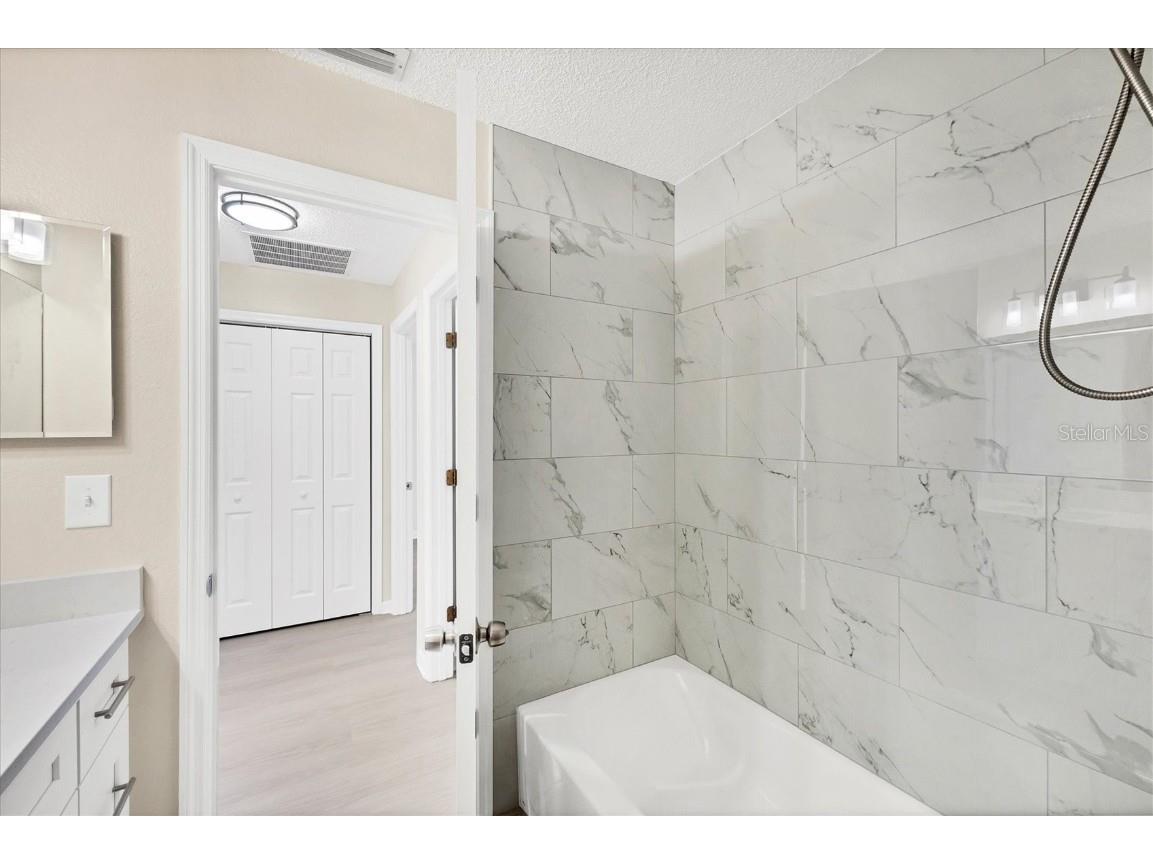 2840 River Pines Way Sarasota FL 34231 A4674728 image26