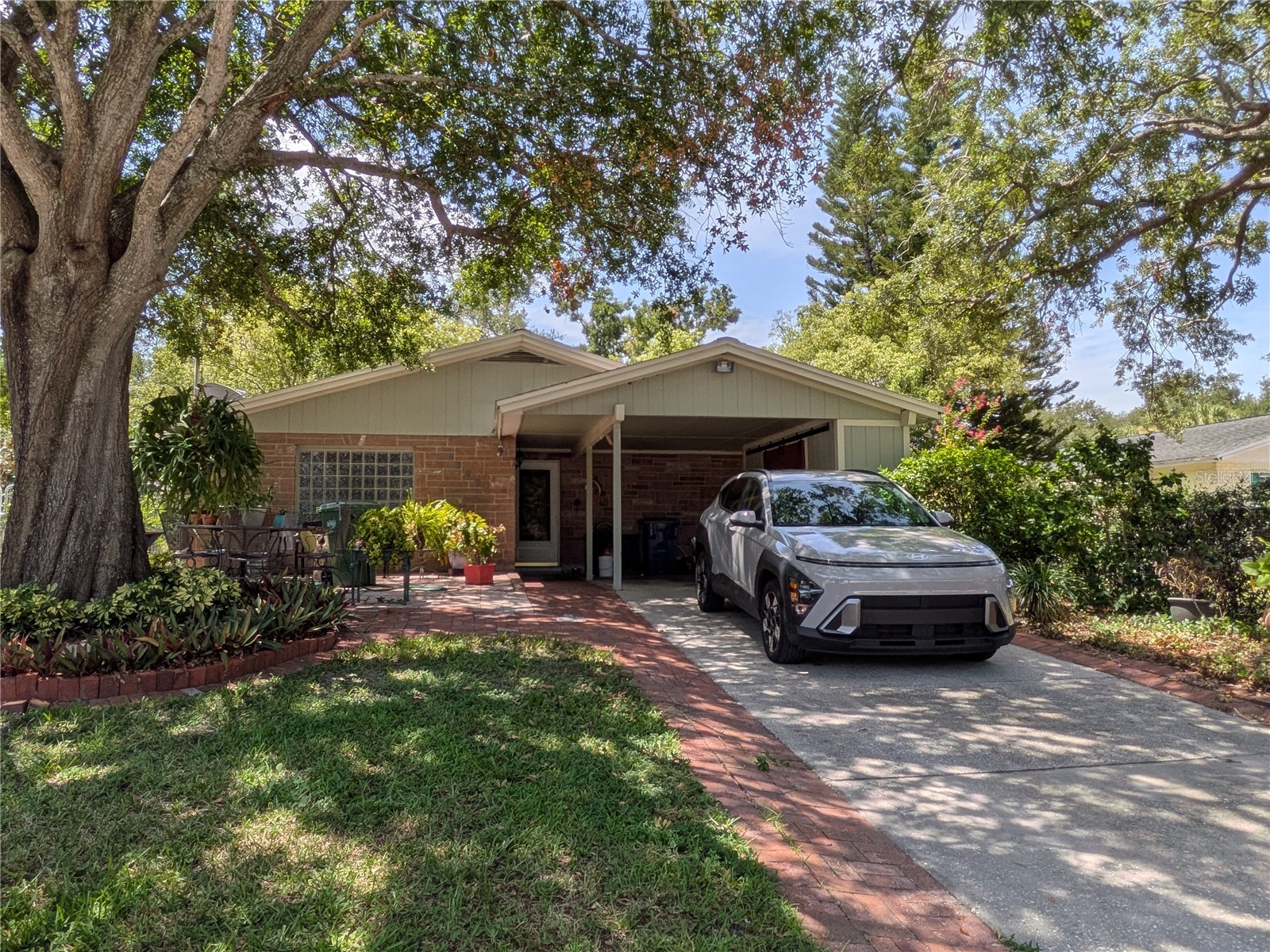 2840 W Shelton Avenue Tampa FL 33611 TB8527791 image1