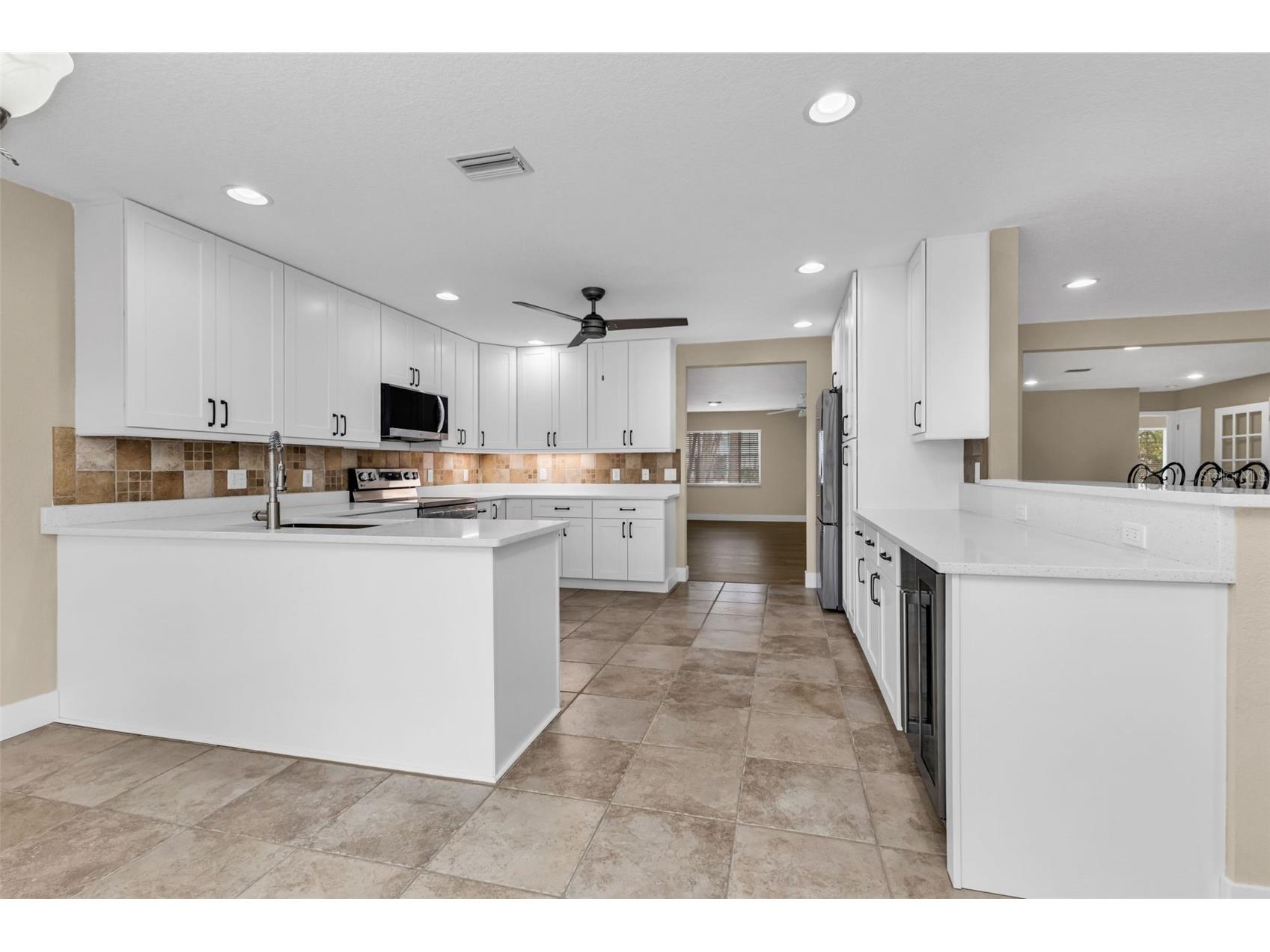 28401 Coco Palm Dr Punta Gorda FL 33982 C7524374 image30